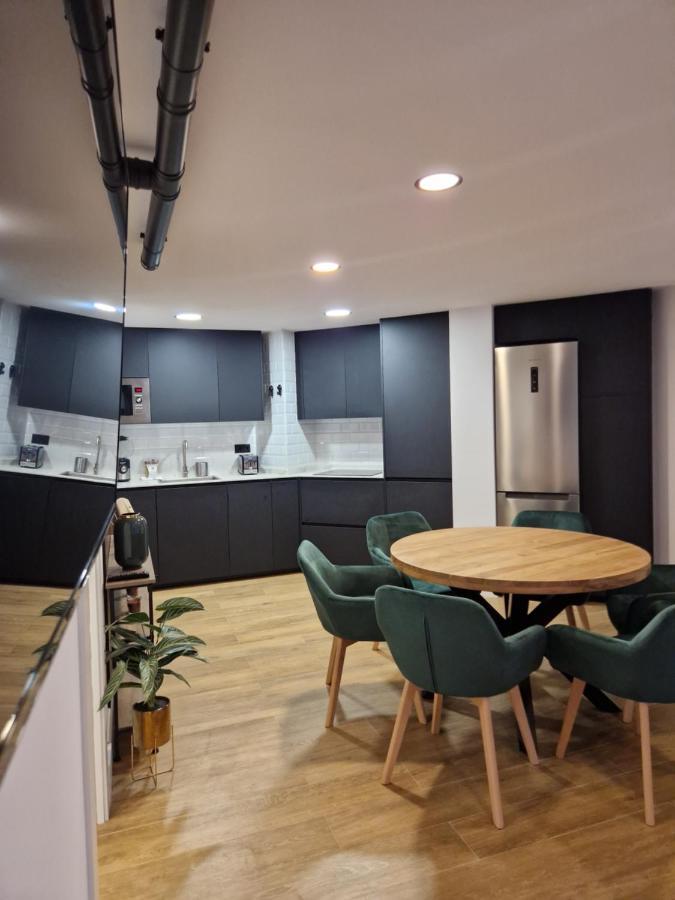Brand New Apartment Very Cosy And Awesome Display Close To The Ski Slope! Private Parking سْييرا نيفادا المظهر الخارجي الصورة