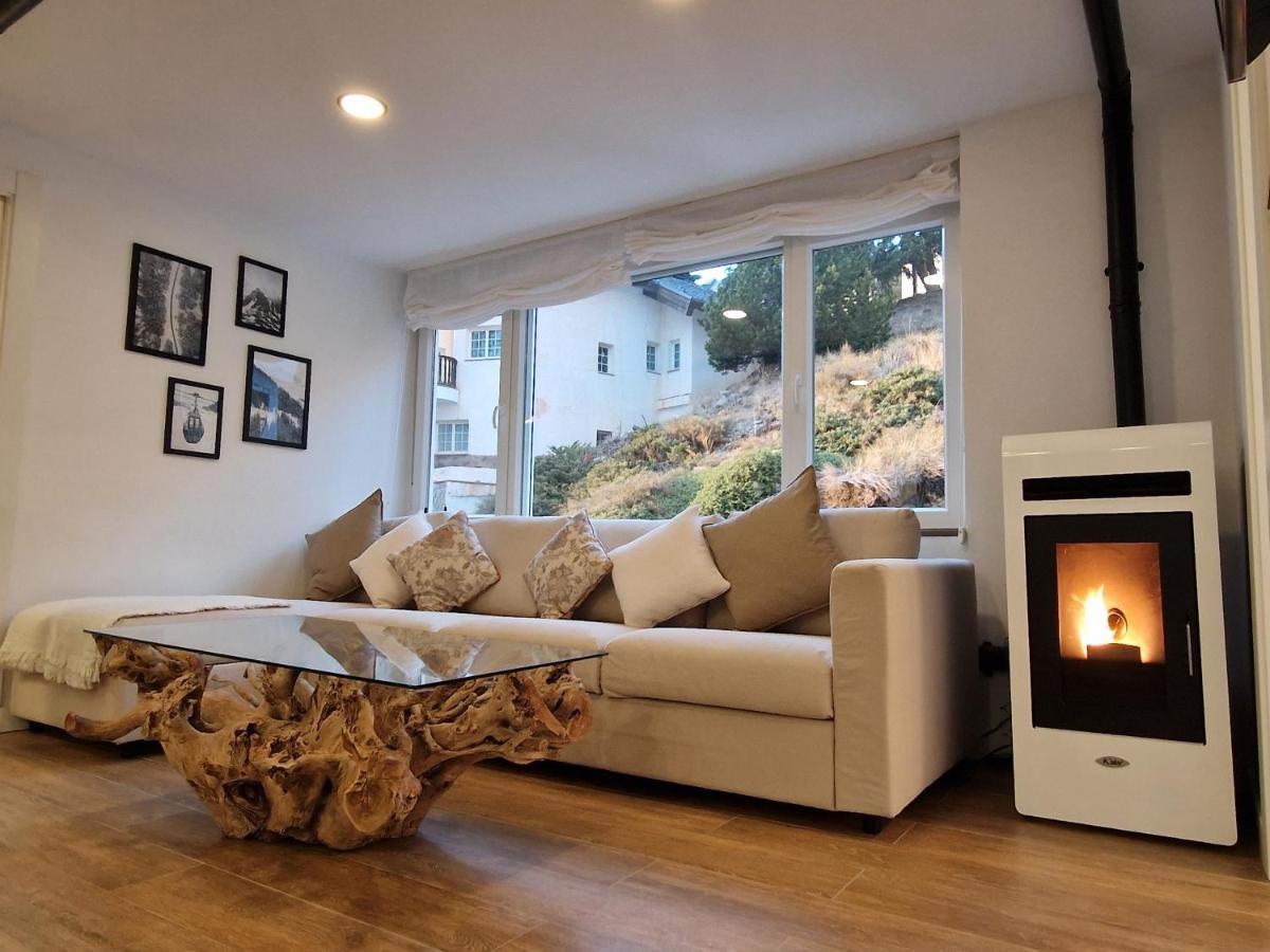Brand New Apartment Very Cosy And Awesome Display Close To The Ski Slope! Private Parking سْييرا نيفادا المظهر الخارجي الصورة
